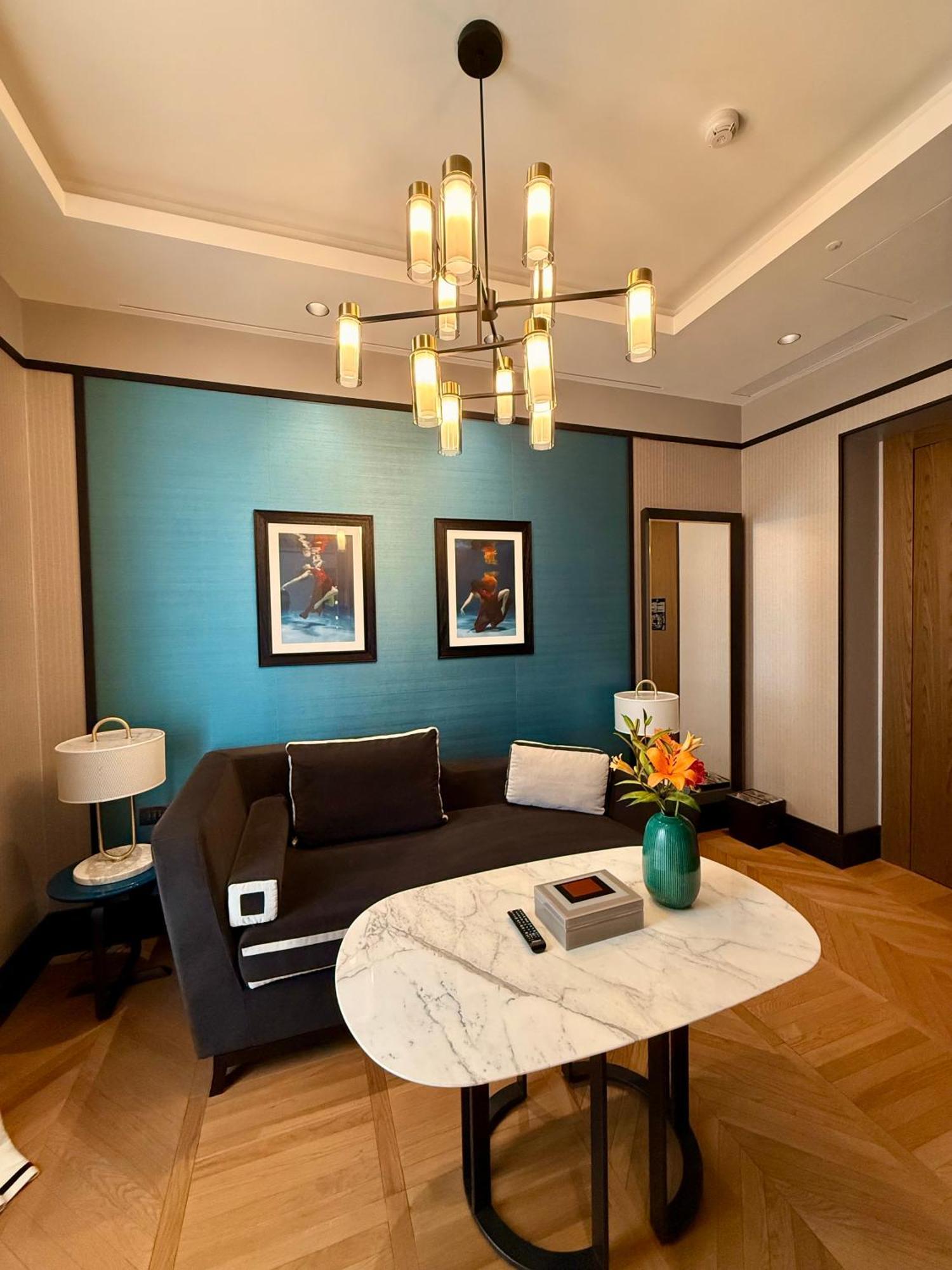 Umiltà 36 Hotel 5*